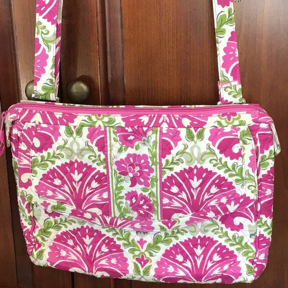 Vera Bradley vintage floral messenger bag 100% cotton, quilted pockets - Picture 3 of 15